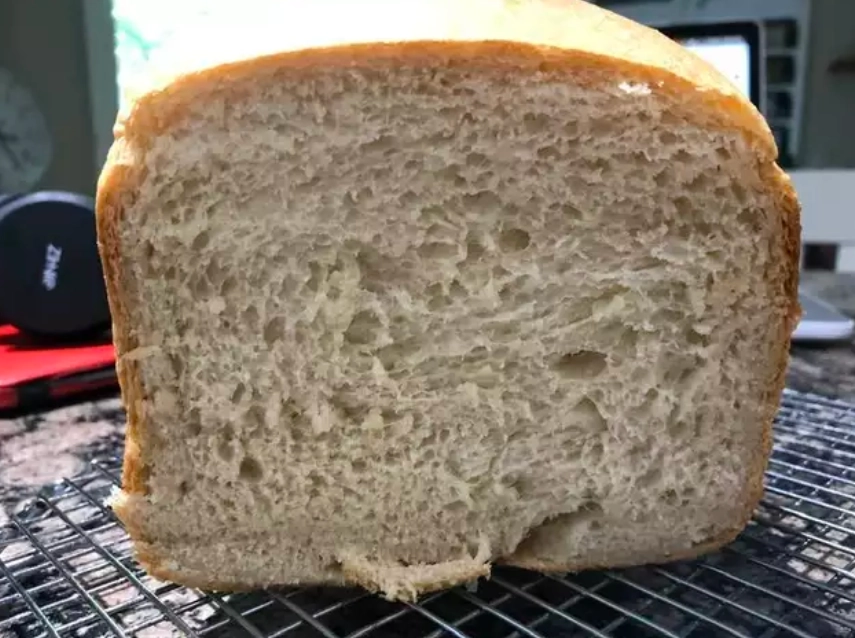 Discover the common reasons behind dense bread machine bread and expert tips to achieve the perfect light and fluffy loaf every time.