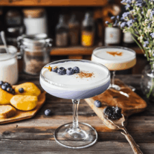 Refreshing Lavender Gin Sour Cocktail Recipe for Elegant Gatherings